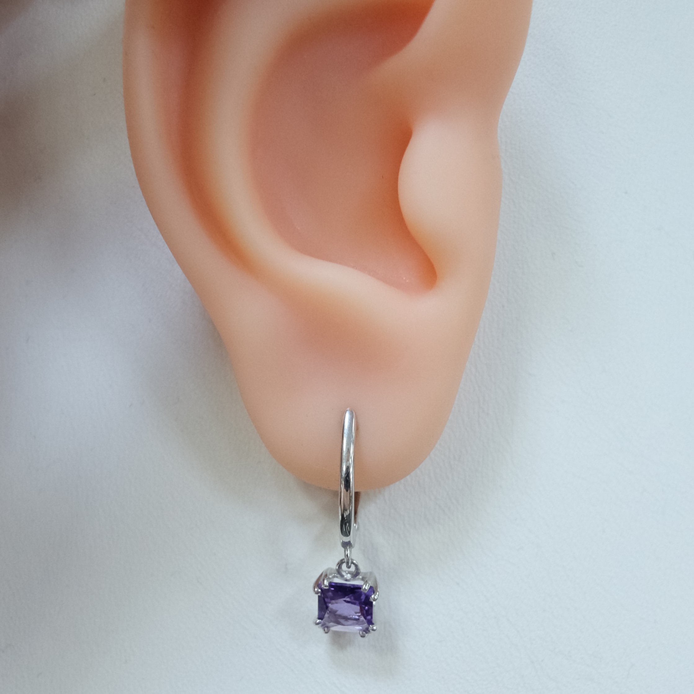 Серебряные серьги с аметистами